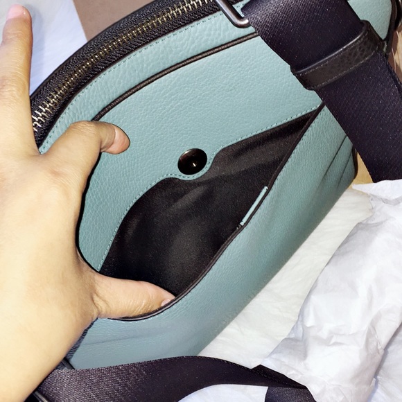 Coach Men messenger bag - Picture 2 of 4